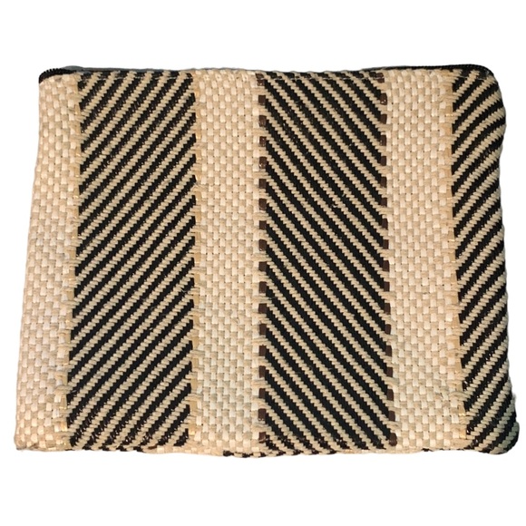 Natural Cosmetic Bag - Picture 3 of 3